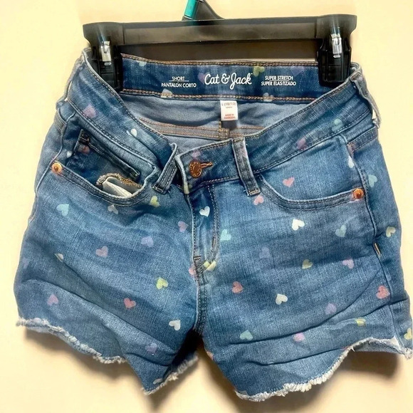 Girls Cat & Jack shorts with hearts size Large 10/12 - Picture 1 of 3
